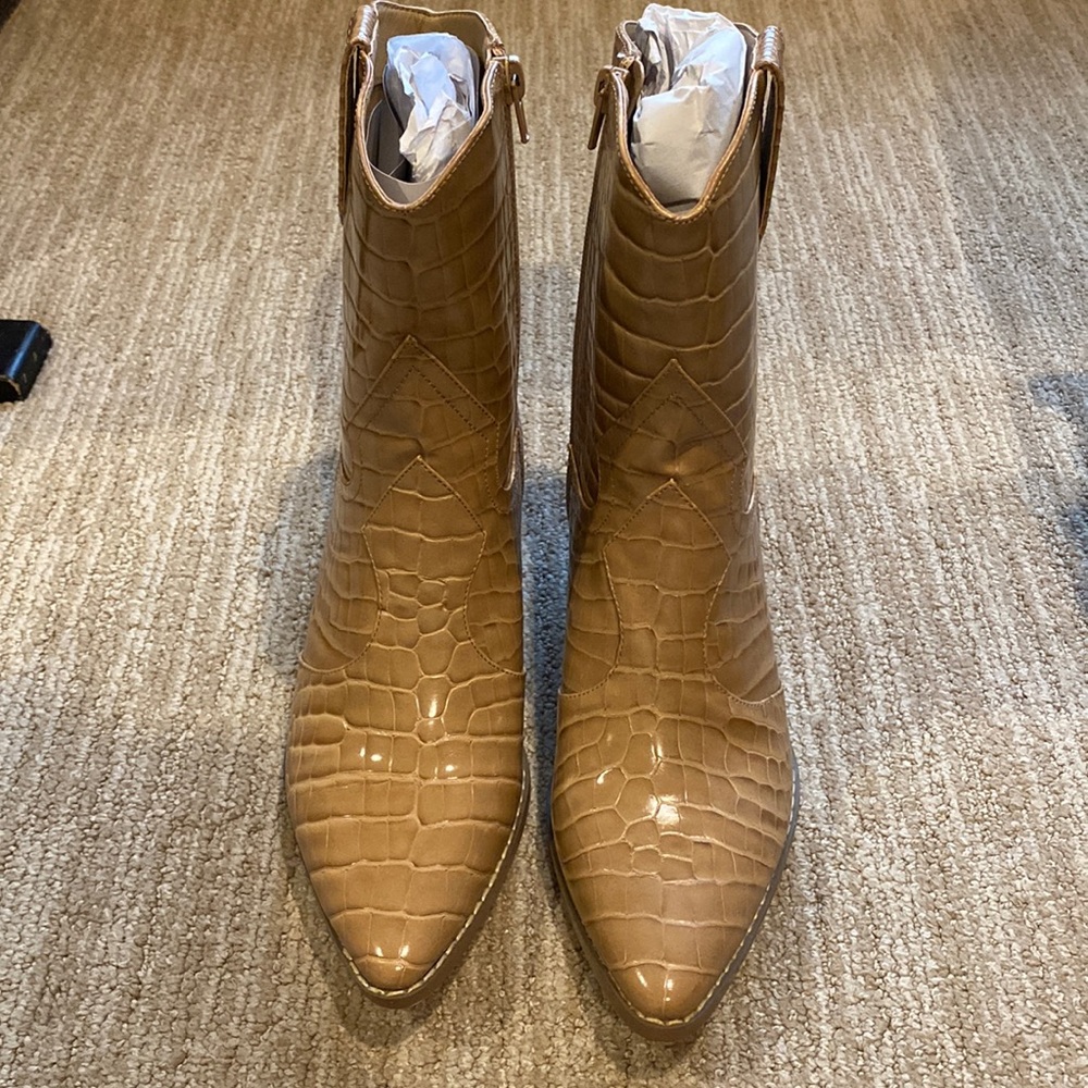Brand new cowboy boots size 7.5